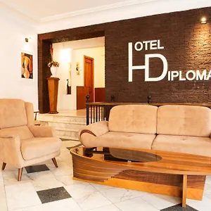 hotel-diplomat.alltbilisihotels.com/